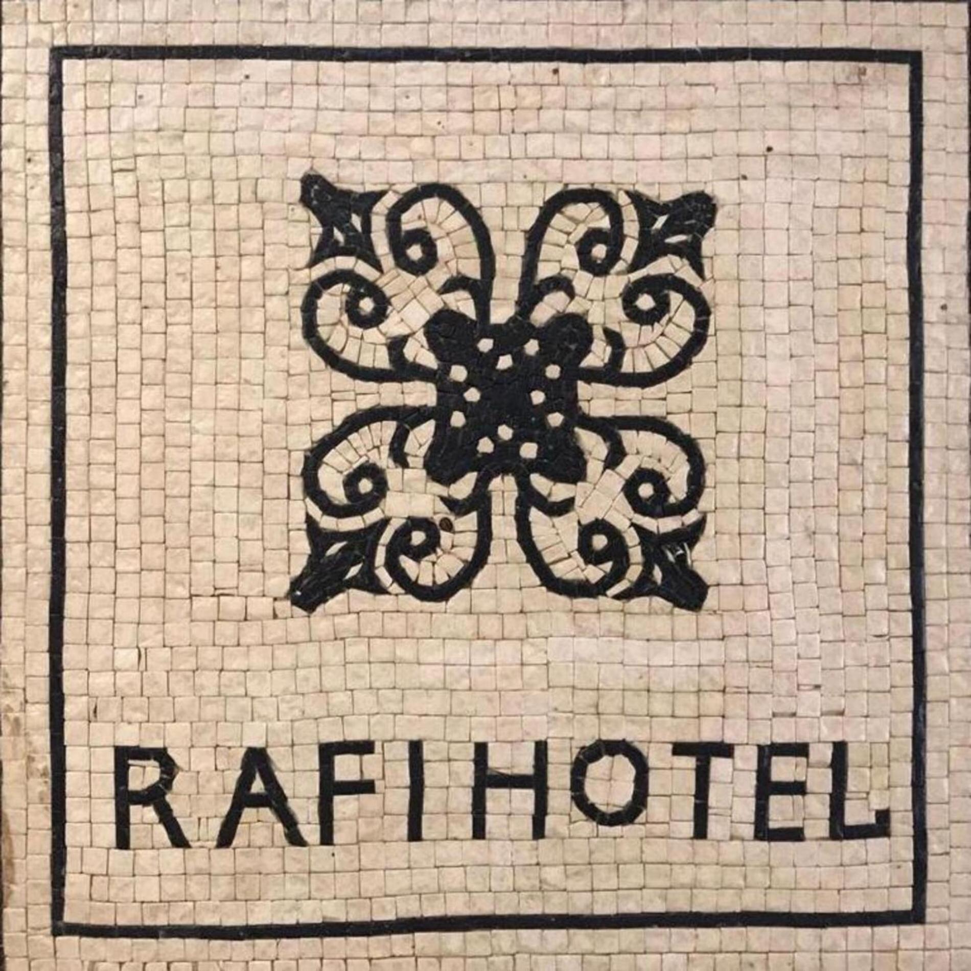 Rafi Hotel Amman Exterior photo